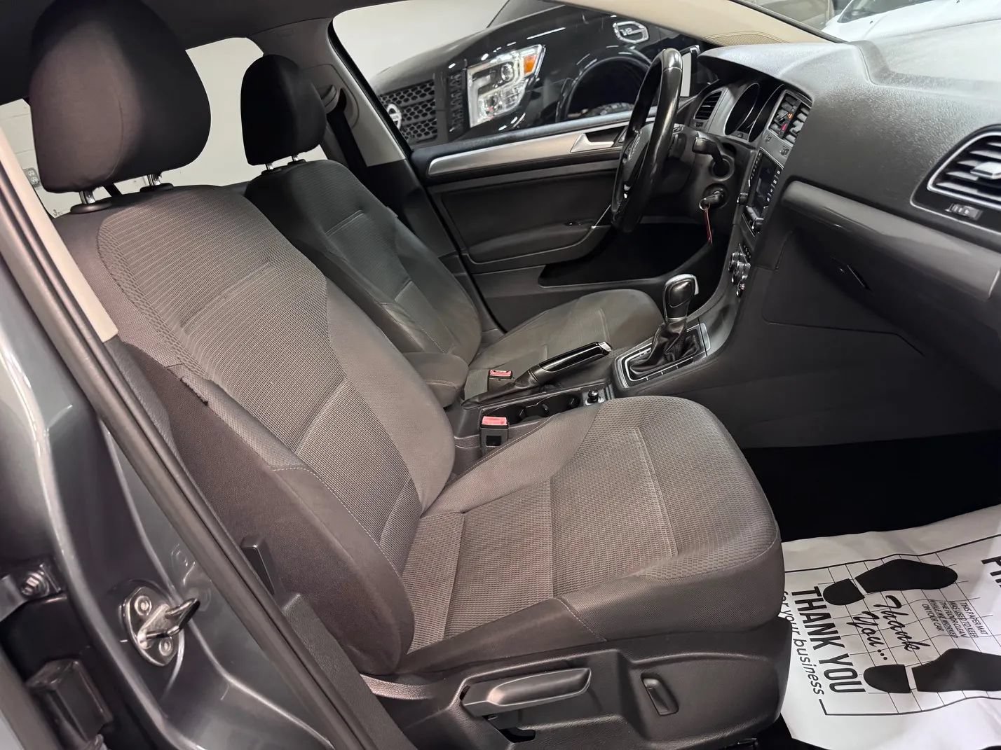 Used 2016 Volkswagen Golf S FWD image 16