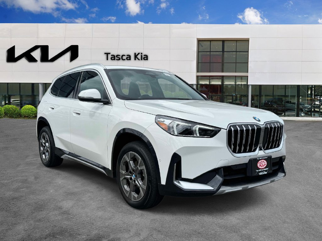 Used 2025 BMW X1 xDrive28i w/ Technology Package AWD/4WD image 1