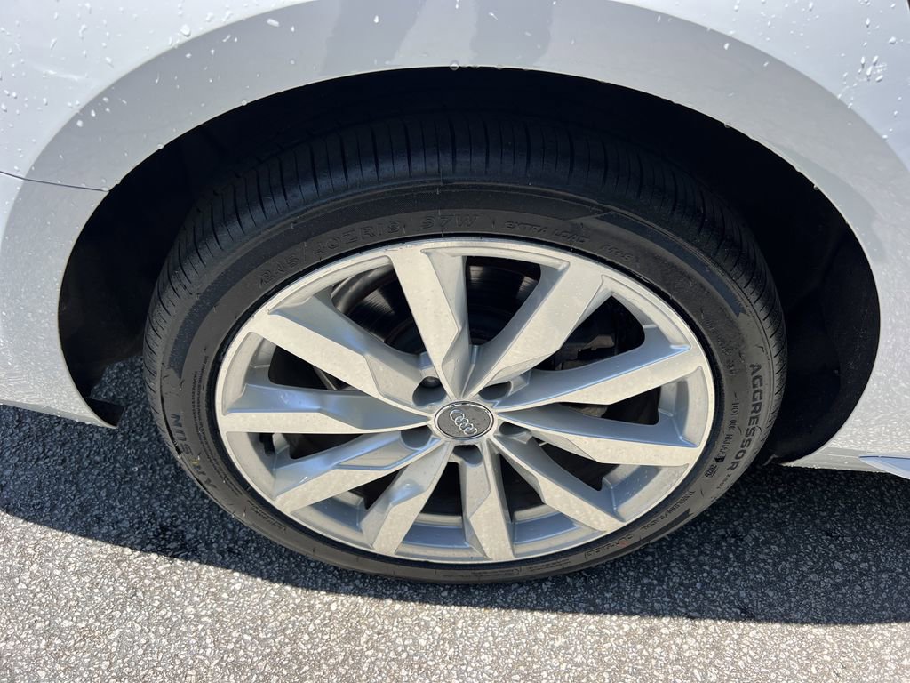 Used 2018 Audi A4 2.0T Ultra Premium FWD image 14