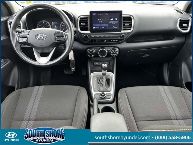 Certified 2022 Hyundai Venue SEL image 12