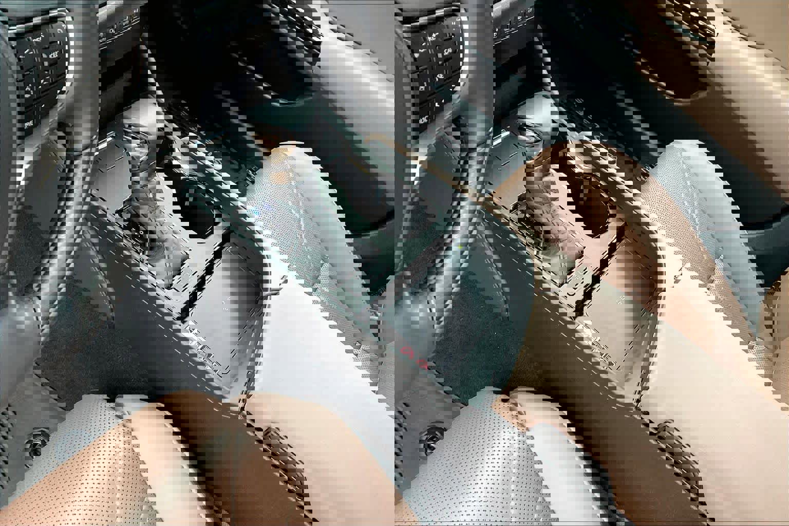 Used 2024 Lexus ES 350 Luxury w/ Technology Package image 16