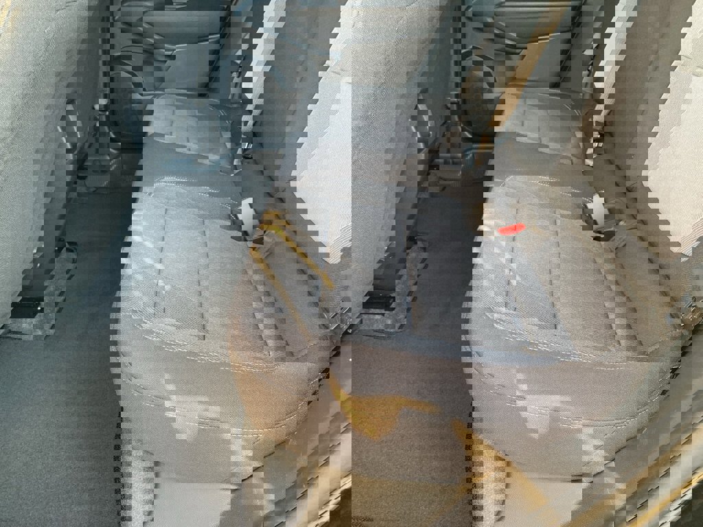 New 2026 Chevrolet Trax RS w/ Sunroof Package image 9