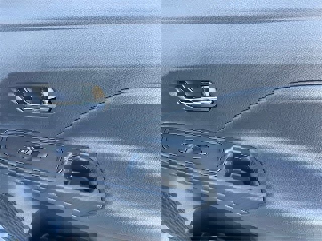 New 2025 Nissan Versa SV w/ Trunk Package image 16