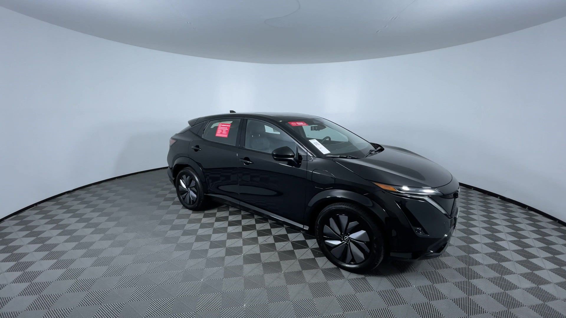 Certified 2024 Nissan Ariya AWD image 2