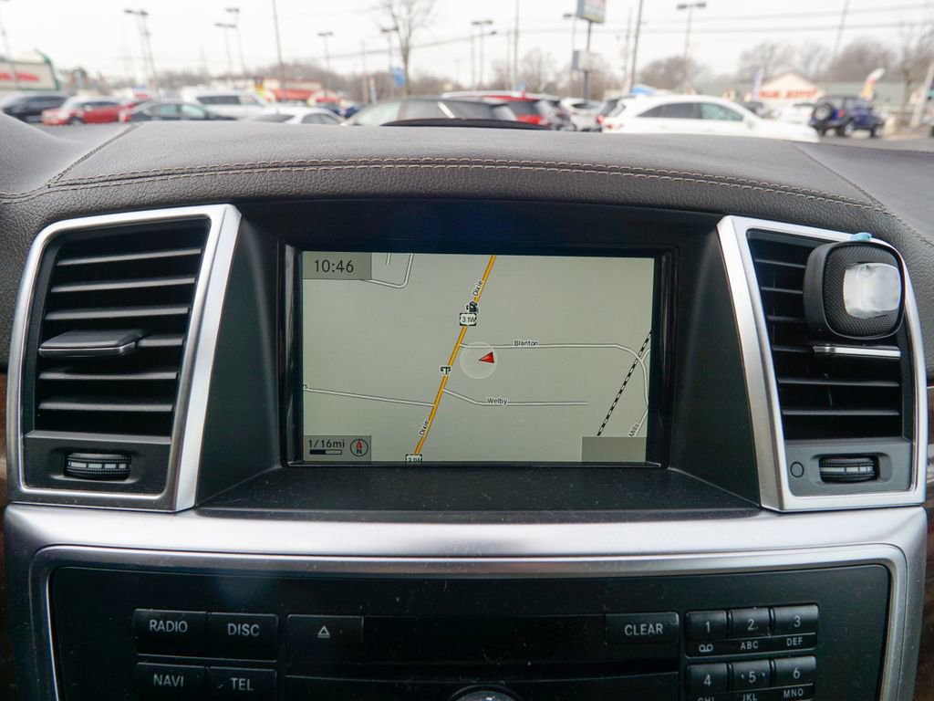 Used 2015 Mercedes-Benz GL 450 4MATIC image 27