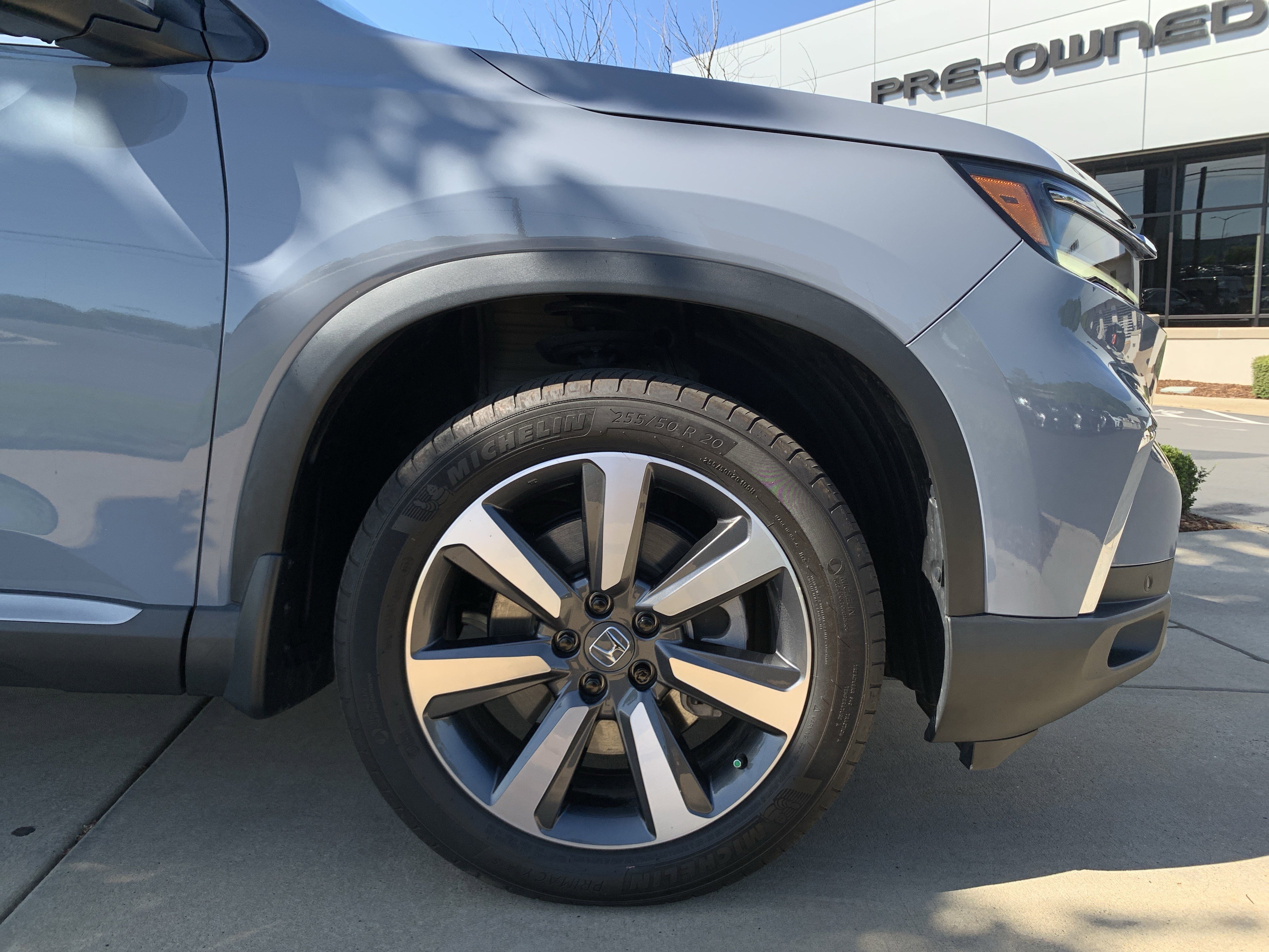 Used 2025 Honda Pilot Touring image 13