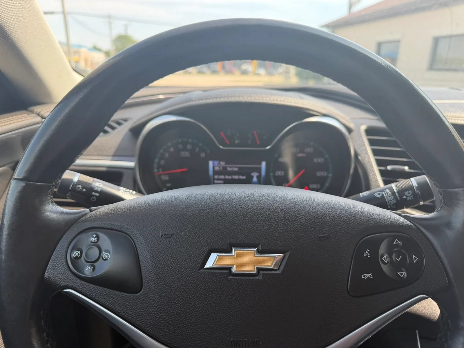 Used 2019 Chevrolet Impala LT FWD image 19