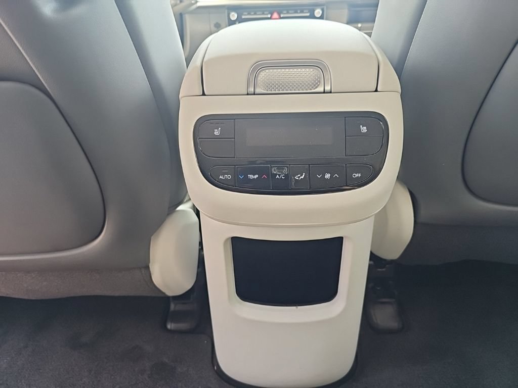 Certified 2026 Hyundai Ioniq 9 SEL AWD/4WD image 29