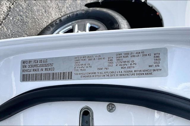 Used 2025 RAM 2500 Tradesman w/ Chrome Appearance Group image 20