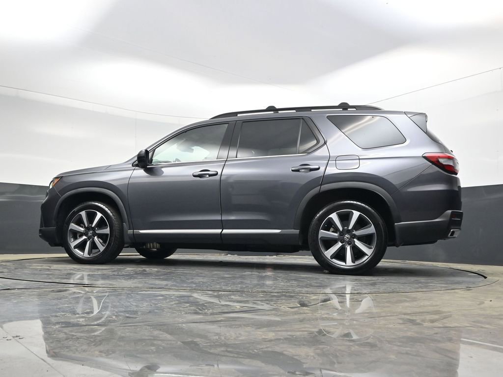 Used 2023 Honda Pilot Touring image 30