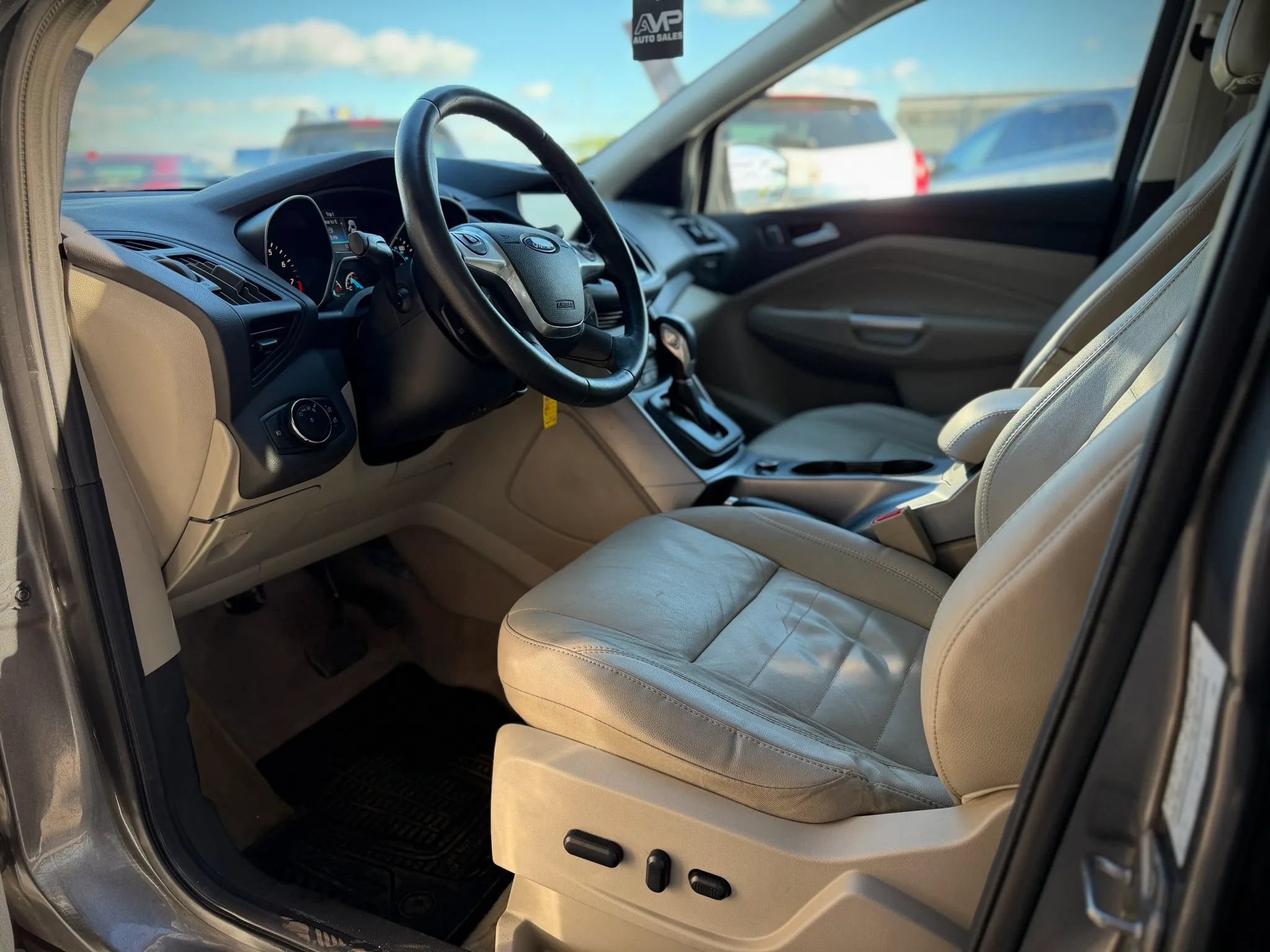 Used 2014 Ford Escape SE w/ Equipment Group 201A FWD image 7