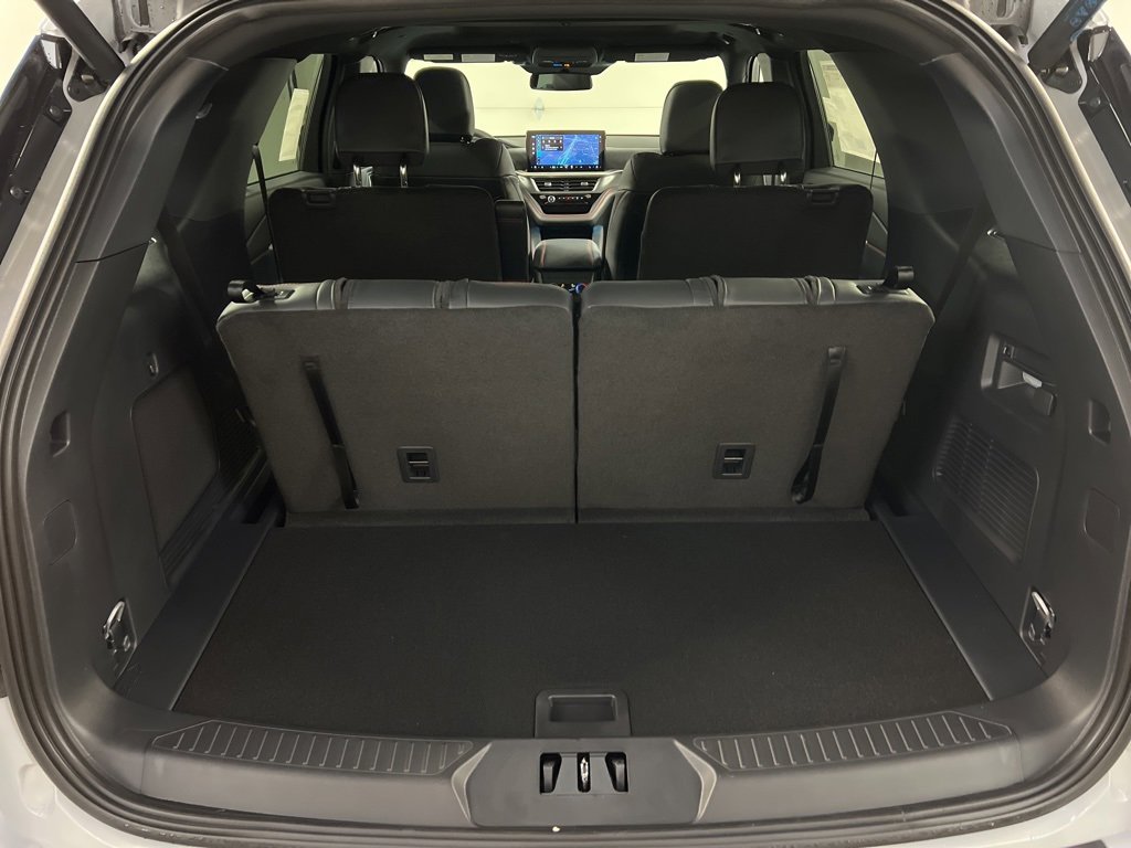 New 2026 Ford Explorer ST-Line w/ ST-Line Street Pack image 34