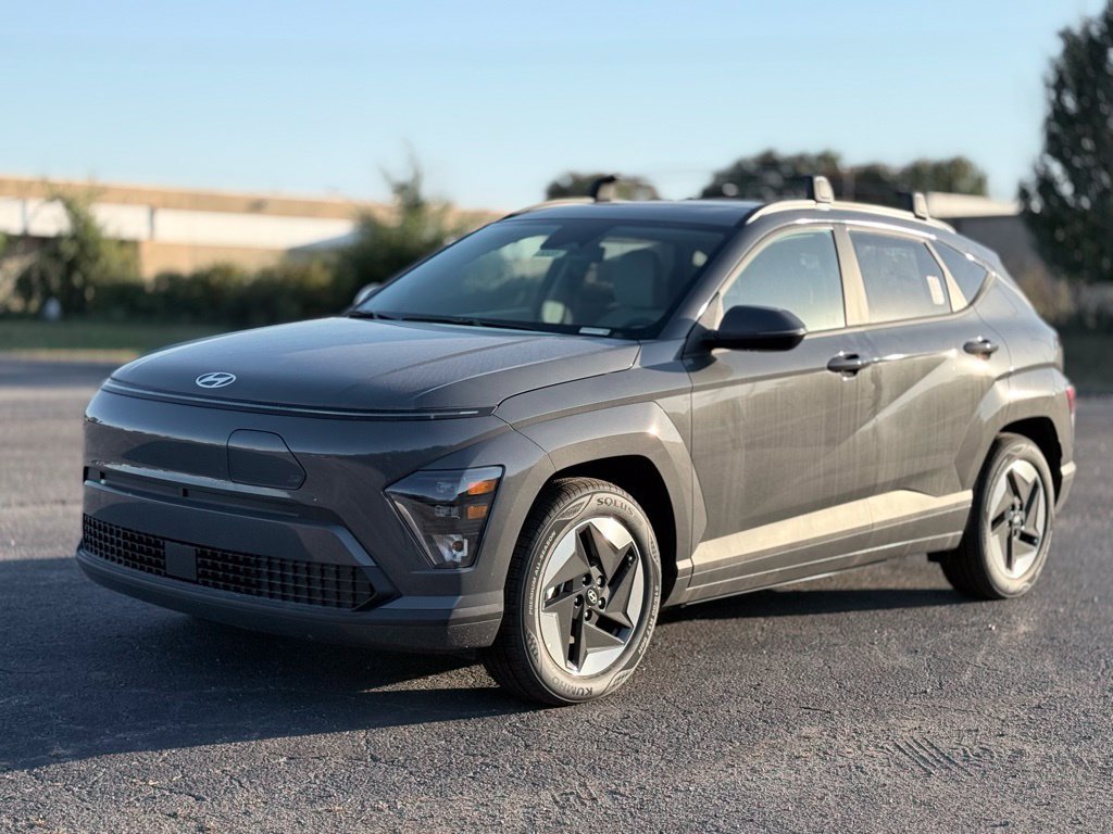 New 2025 Hyundai Kona SEL FWD image 3