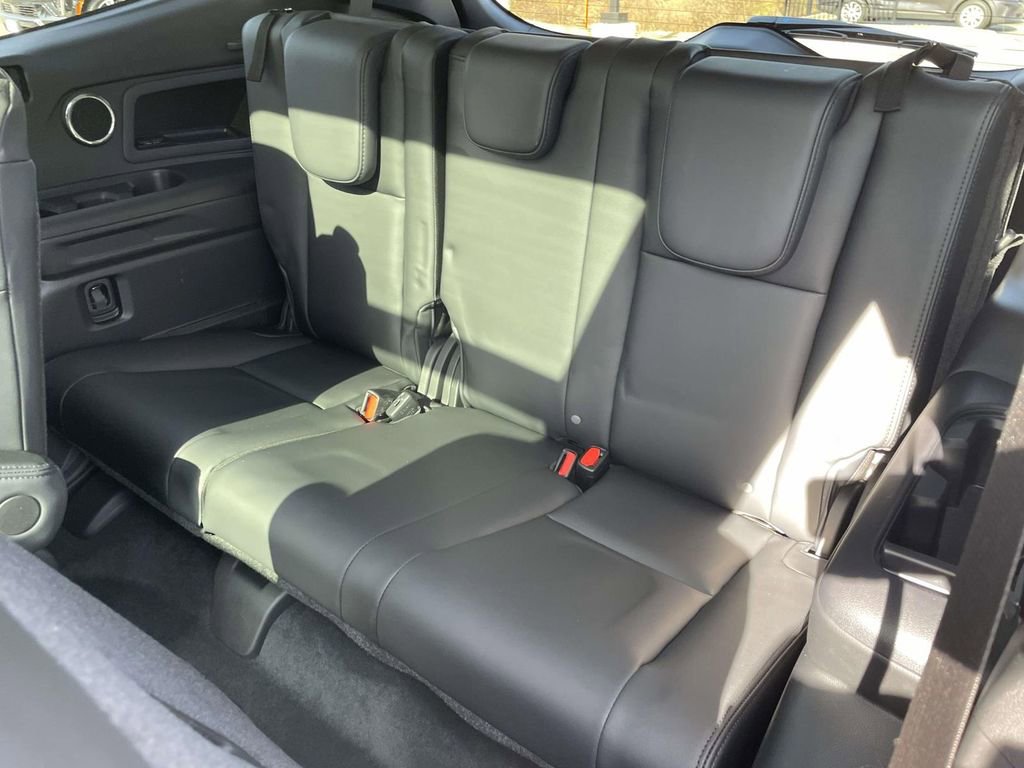 Used 2025 Subaru Ascent Bronze Edition w/ Popular Package #2 image 12