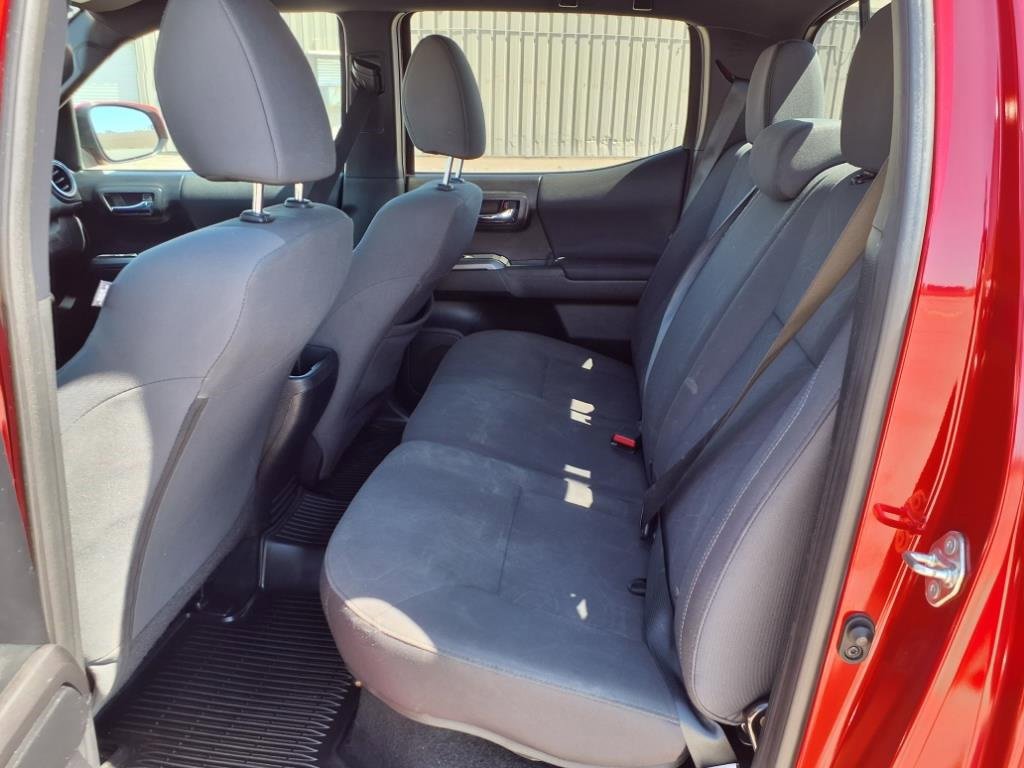 Used 2019 Toyota Tacoma TRD Sport image 13