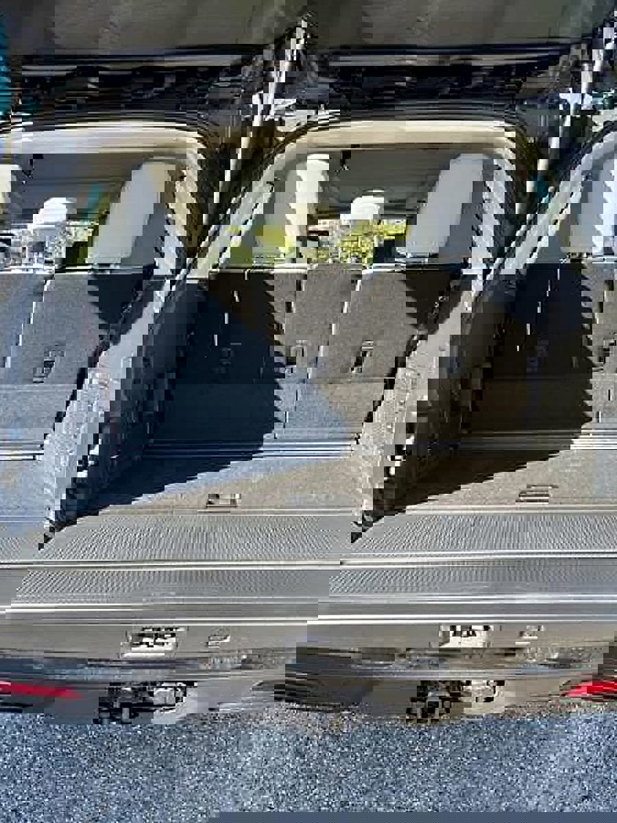 New 2025 Ford Expedition Active image 10