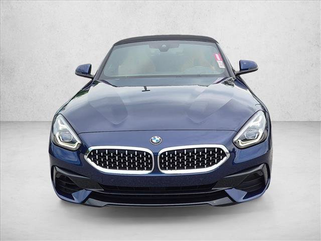Used 2022 BMW Z4 sDrive30i w/ Convenience Package RWD image 2
