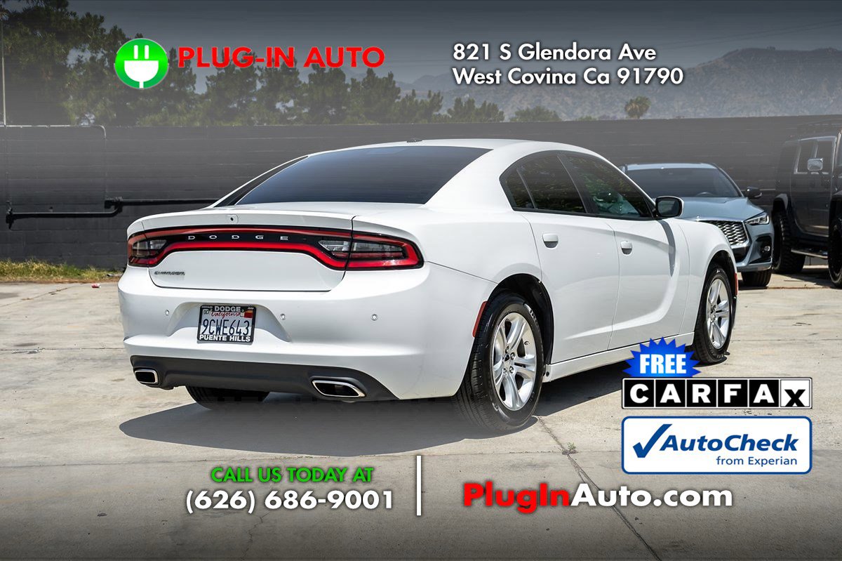 Used 2022 Dodge Charger SXT RWD image 4