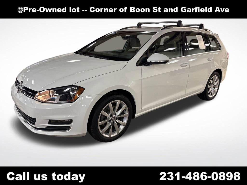 Used 2016 Volkswagen Golf S FWD image 1