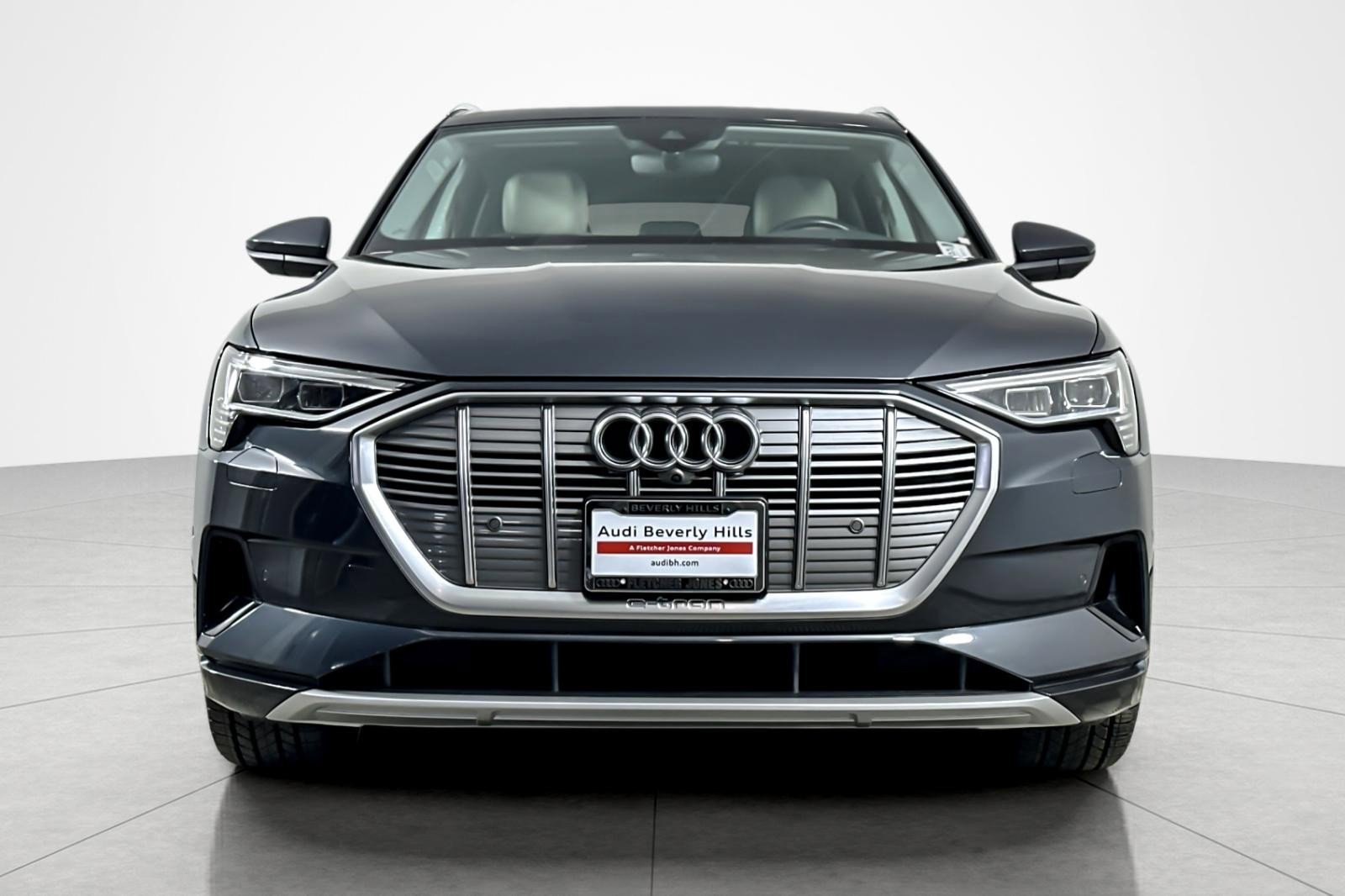 Used 2019 Audi e-tron Premium Plus image 8