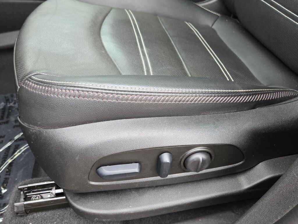 Used 2024 GMC Terrain Denali w/ Denali Premium Package image 20