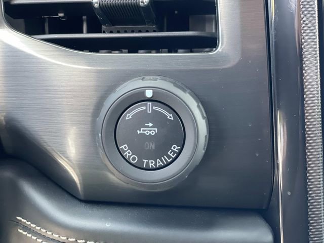 Certified 2025 Ford F150 Lightning Platinum AWD/4WD image 19