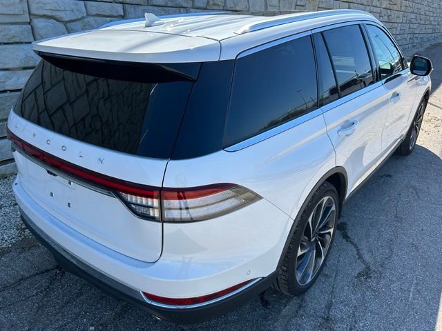 Used 2024 Lincoln Aviator Reserve w/ Equipment Group 201A image 5