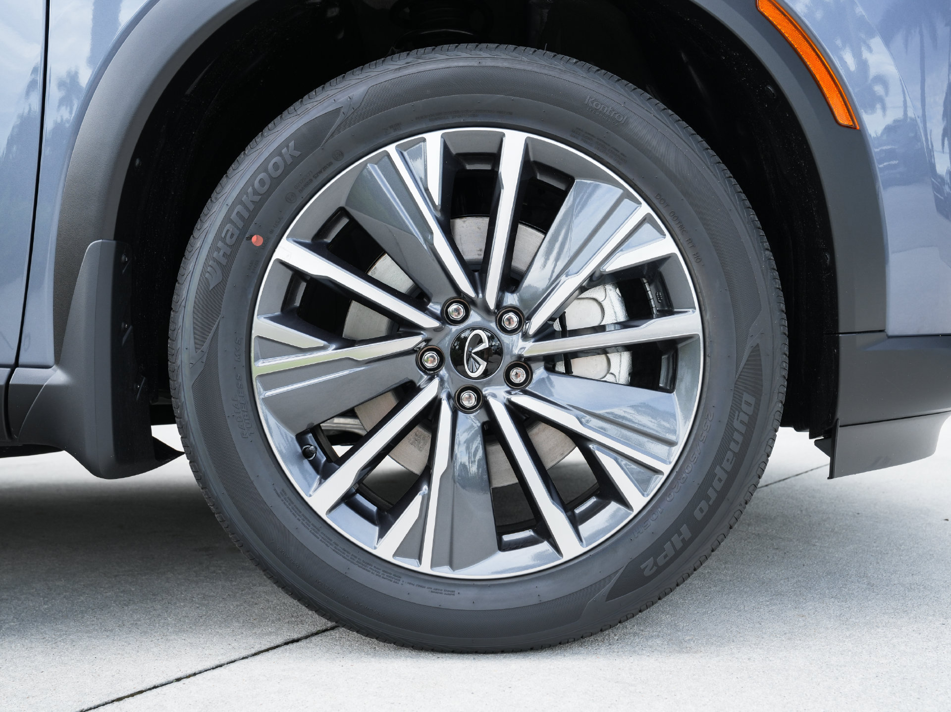 New 2027 INFINITI QX60 Luxe FWD image 26