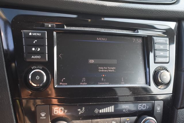 Used 2019 Nissan Rogue SV FWD image 31