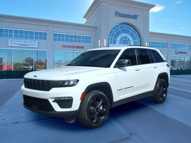 Certified 2024 Jeep Grand Cherokee Limited w/ Black Appearance Package