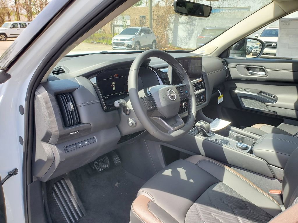 New 2026 Nissan Pathfinder Platinum AWD/4WD image 20