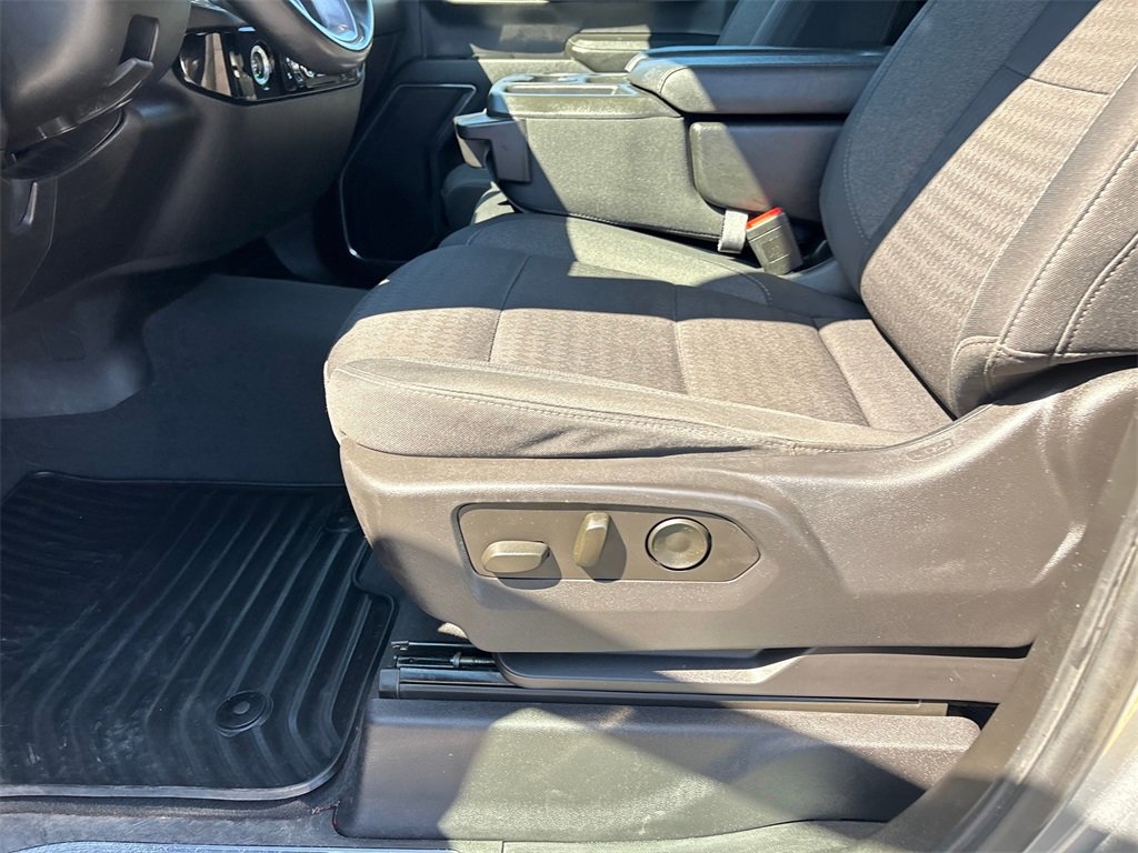 Used 2023 GMC Sierra 1500 Elevation image 23