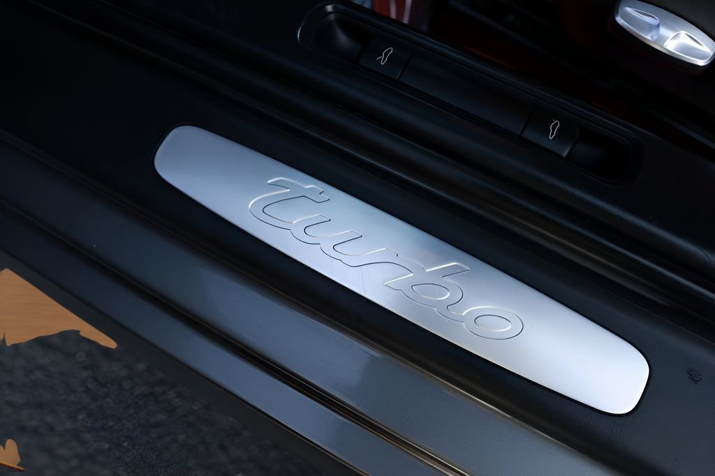Used 2010 Porsche 911 Turbo AWD/4WD image 35