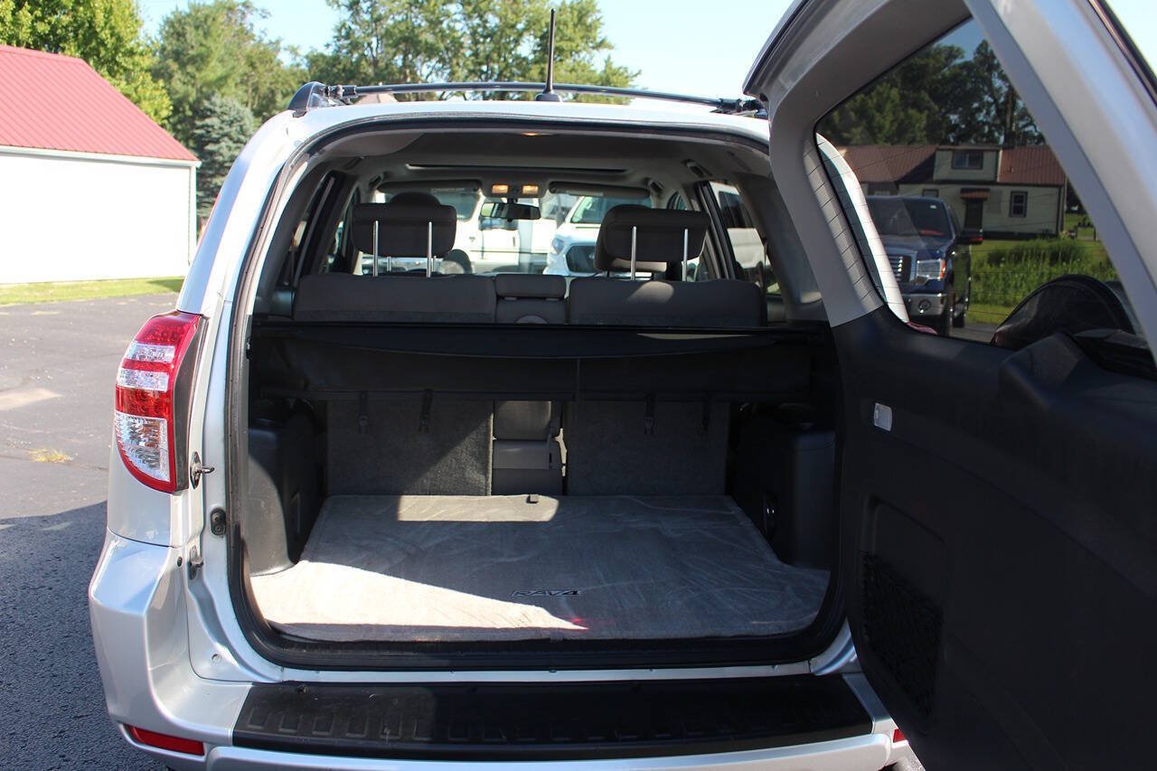 Used 2011 Toyota RAV4 2WD w/ Upgrade Value Pkg image 7