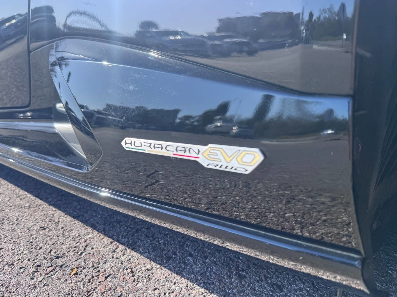 Used 2022 Lamborghini Huracan EVO image 47