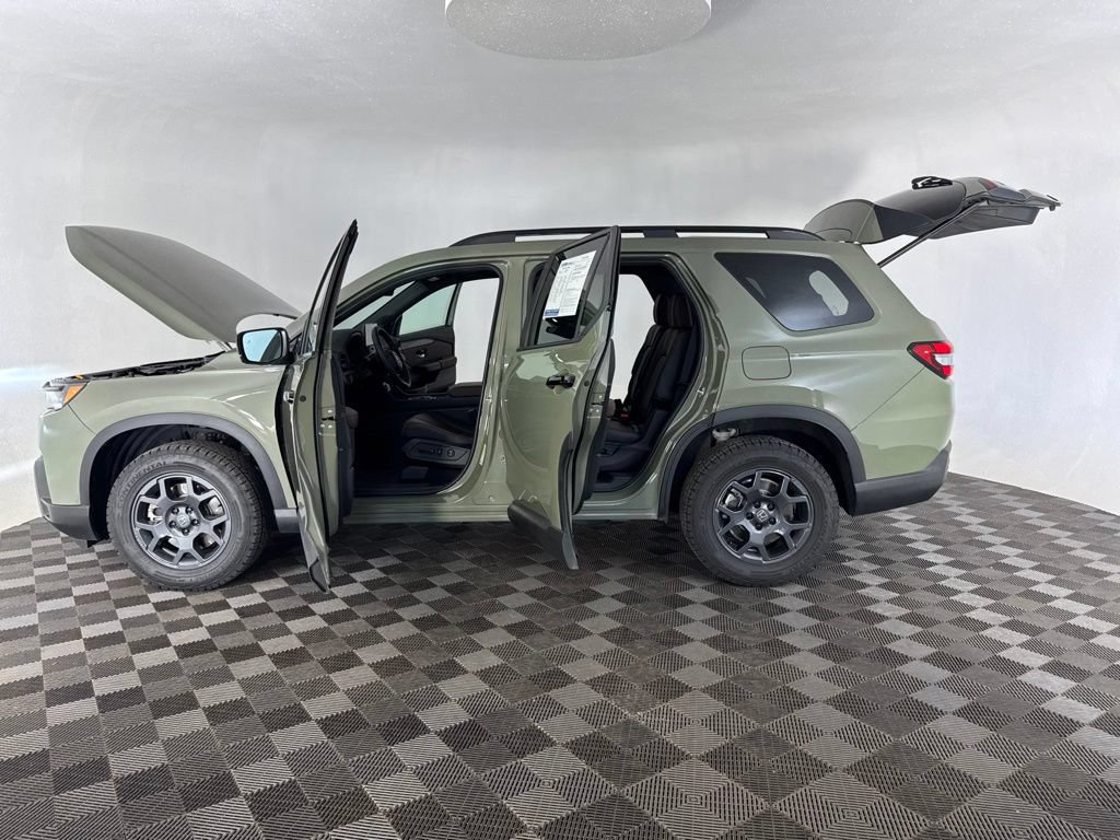 Used 2026 Honda Pilot TrailSport image 12