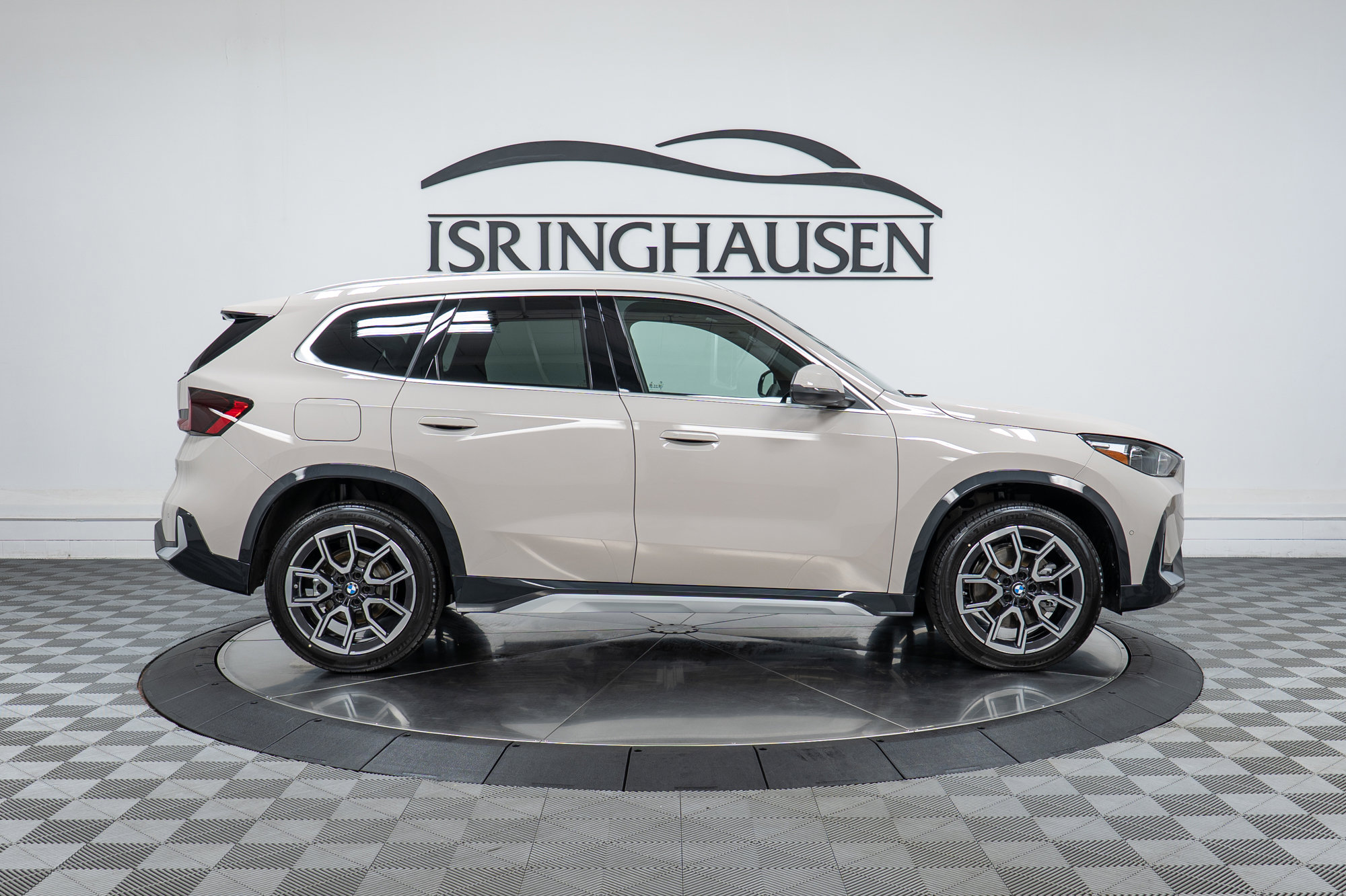 New 2026 BMW X1 xDrive28i w/ Convenience Package image 4