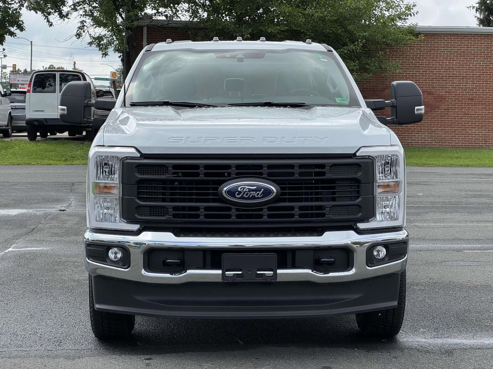 New 2025 Ford F250 XLT w/ FX4 Off-Road Package image 6