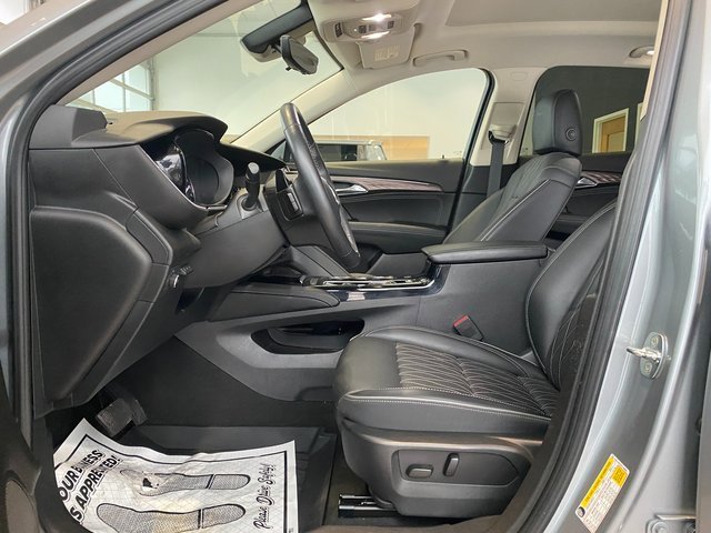 Used 2023 Buick Envision Avenir image 13