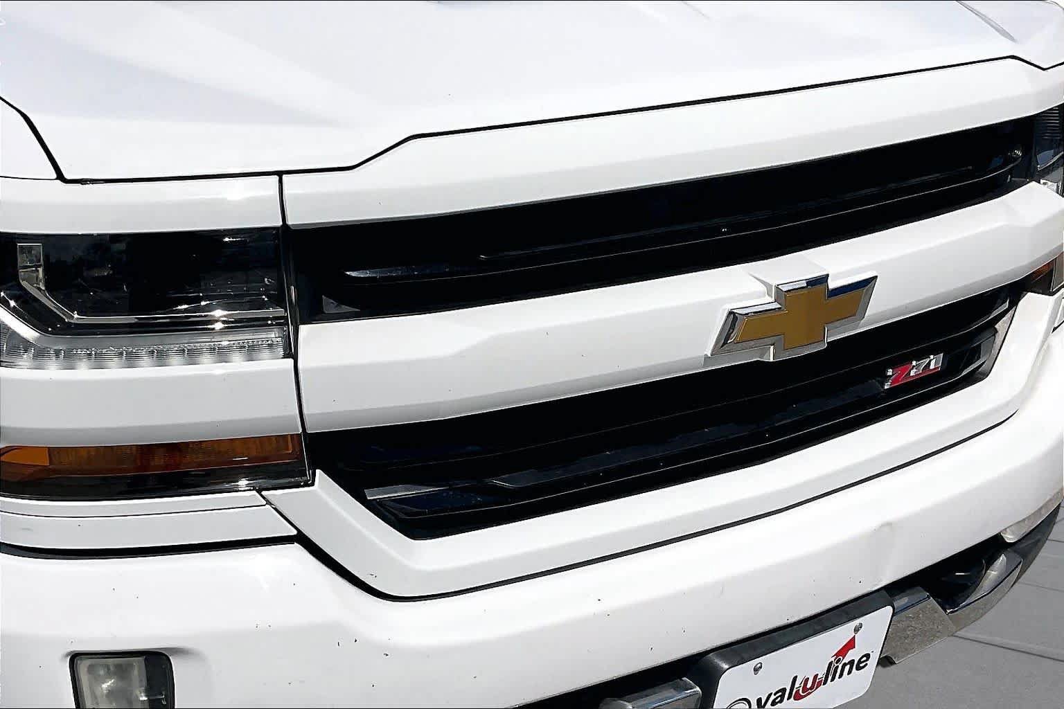 Used 2017 Chevrolet Silverado 1500 LT w/ All Star Edition AWD/4WD image 31