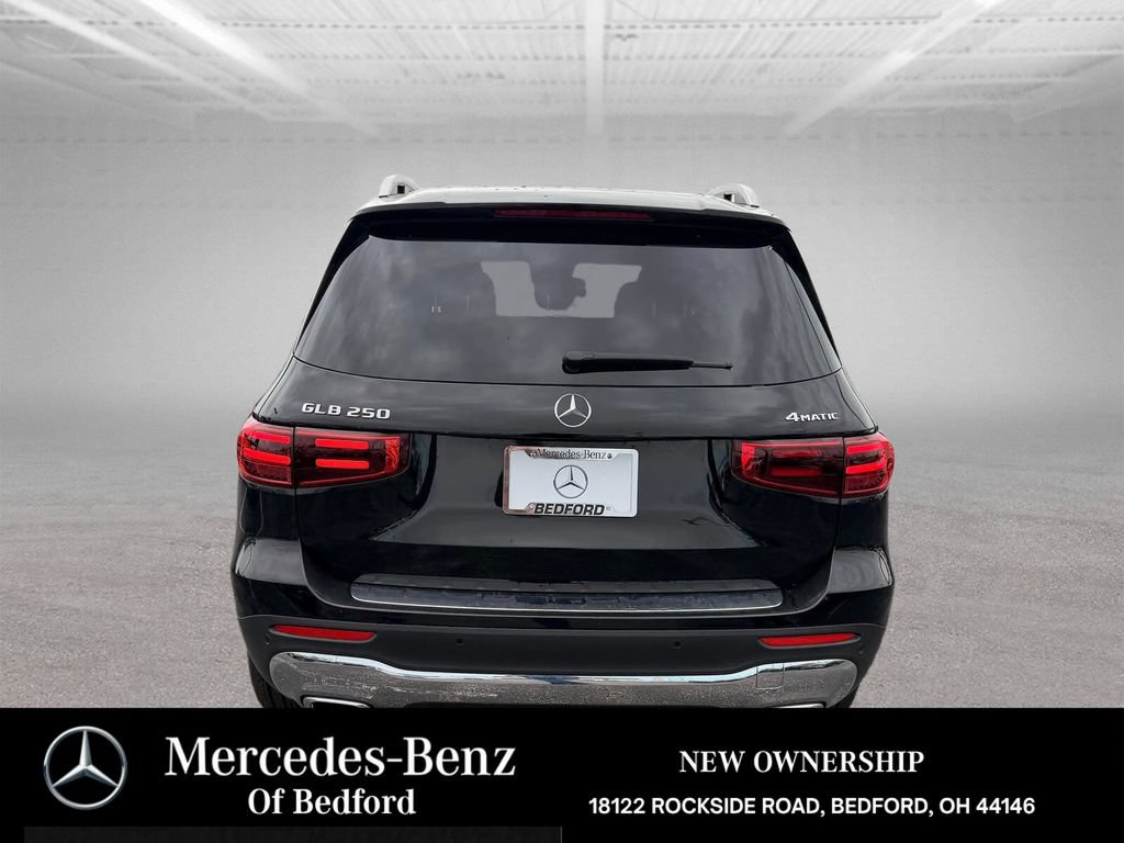 New 2026 Mercedes-Benz GLB 250 4MATIC image 5