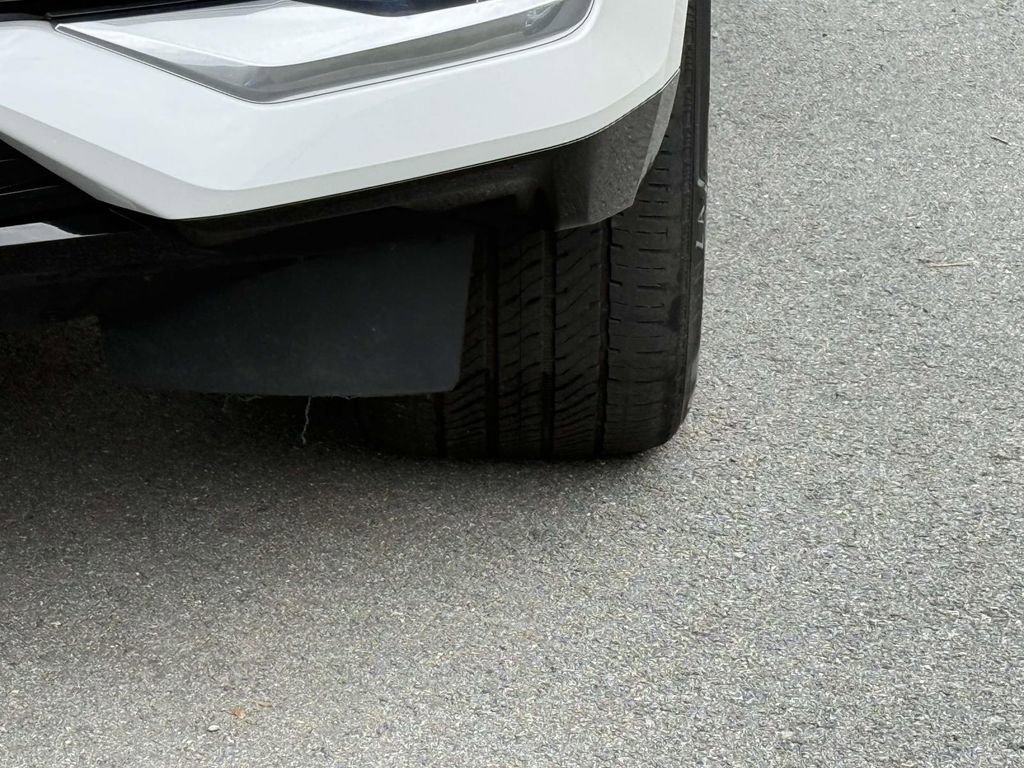 Used 2023 Cadillac Escalade ESV Premium Luxury w/ Performance Package AWD/4WD image 18