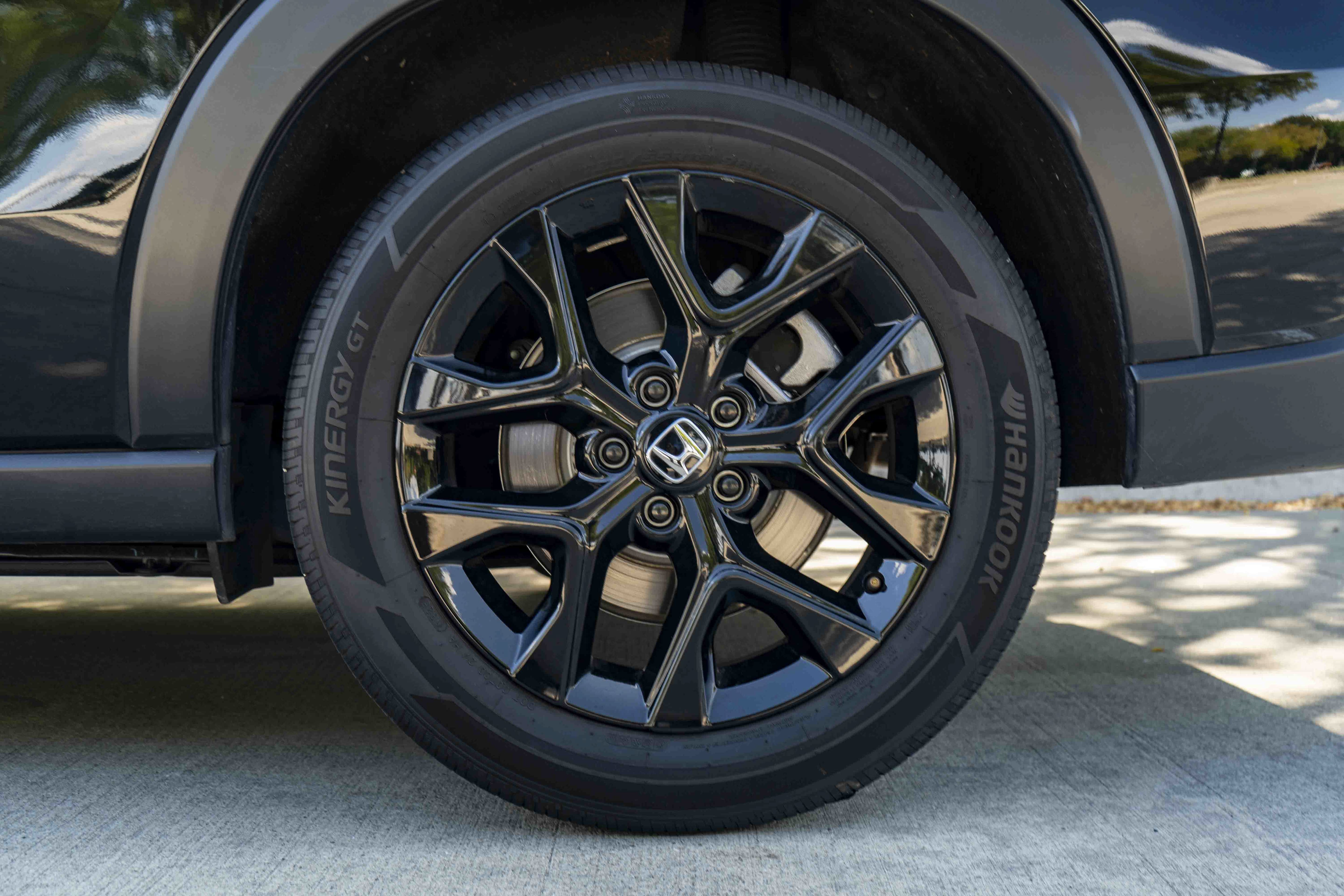 Certified 2025 Honda HR-V Sport image 15