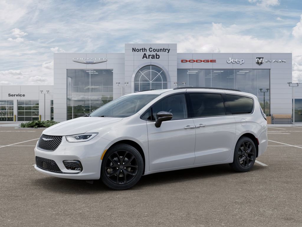 New 2026 Chrysler Pacifica Limited w/ S Appearance Package image 2