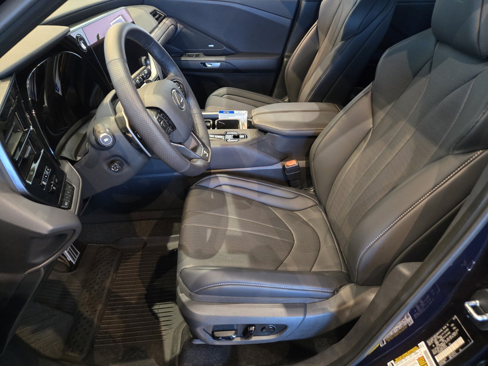 New 2026 Lexus TX 500h AWD image 6