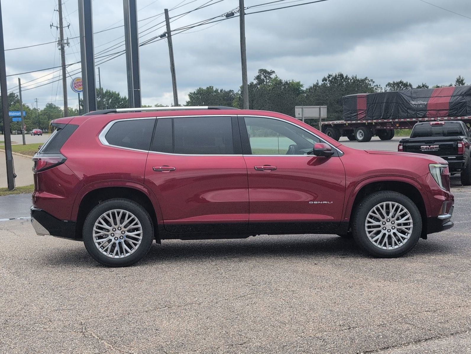 New 2026 GMC Acadia Denali FWD image 7