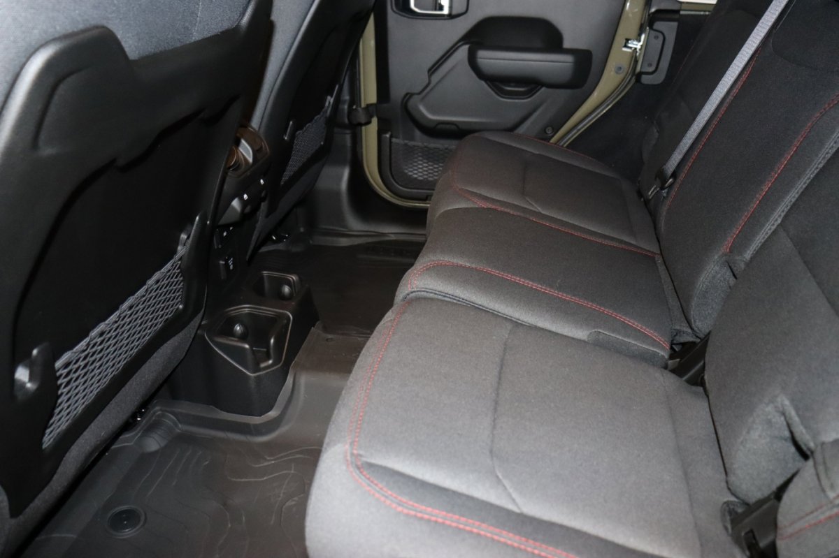 Used 2026 Jeep Wrangler Unlimited Rubicon w/ Xtreme 35 Tire Package image 37