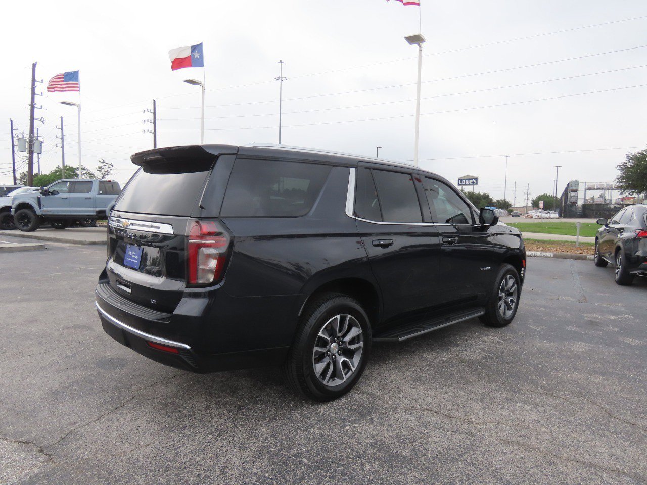 Used 2023 Chevrolet Tahoe LT RWD image 11
