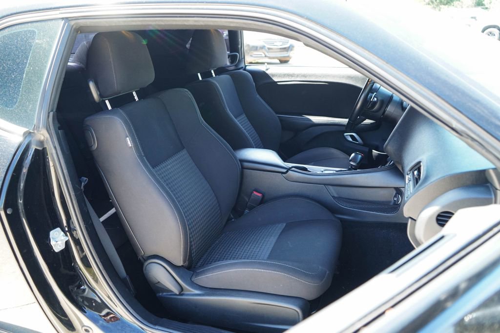 Used 2022 Dodge Challenger R/T image 35