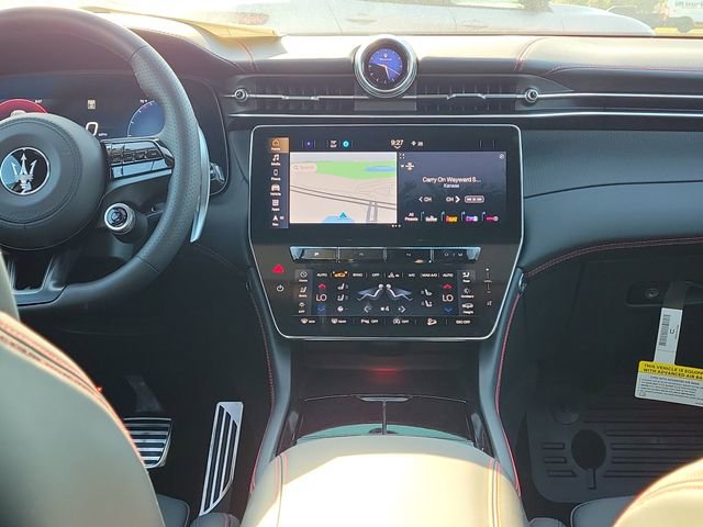 New 2026 Maserati Grecale Modena image 18